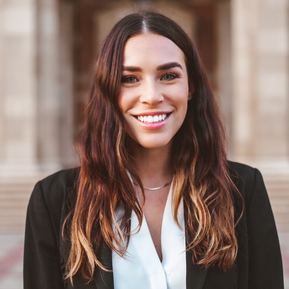 Meet your Posher, Stephanie